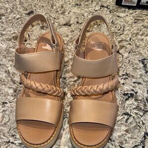 Sorel Women's Beige Platform Sandals